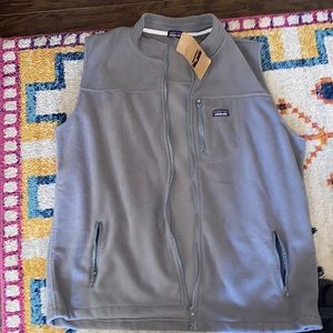 Grey fleece Patagonia vest
